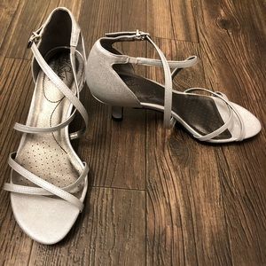 FLASH SALE! Life Stride Silver Cross Strap Heels